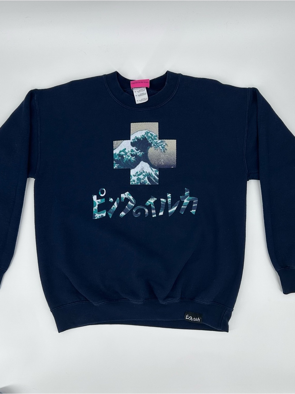 Pink Dolphin Vintage Retro Wave Katakana Great Wave Crewneck Sweatshirt Medium